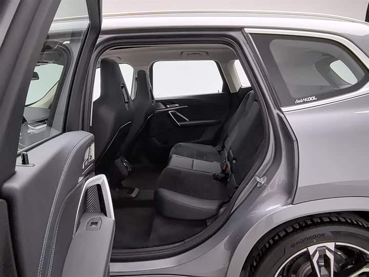 Фото 15 - BMW iX1