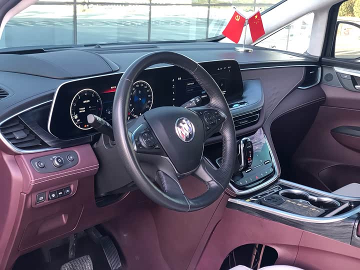 Фото 8 - Buick GL8 ES