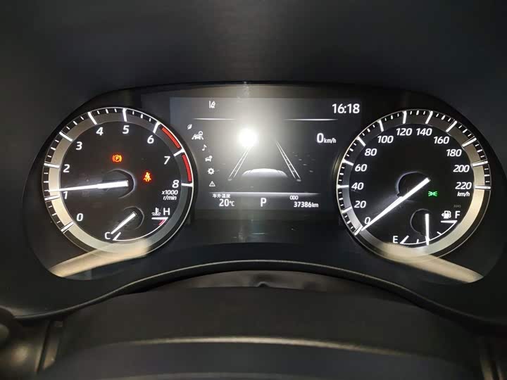 Фото 12 - Toyota Highlander