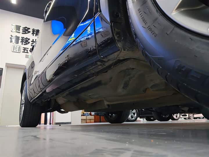 Фото 21 - Toyota Highlander