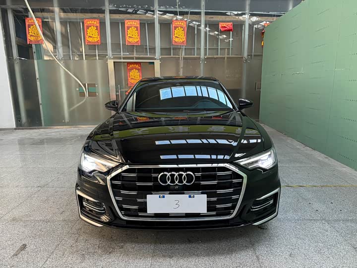 Фото 2 - Audi A6L