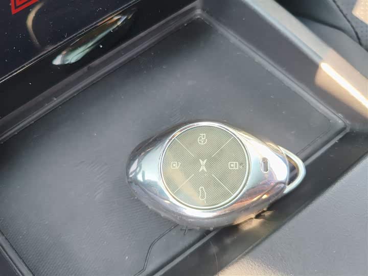 Фото 9 - XPeng G3