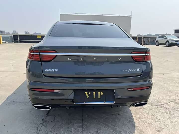 Фото 6 - Geely Preface