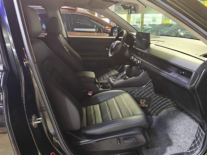 Фото 13 - Honda CR-V