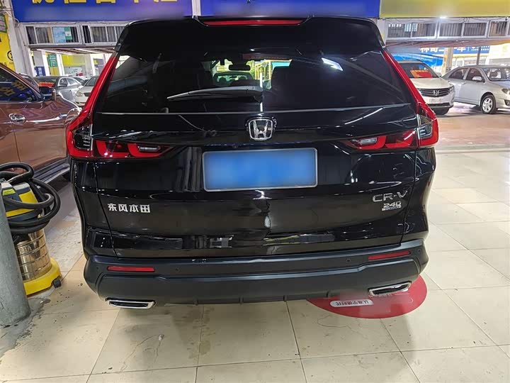 Фото 7 - Honda CR-V