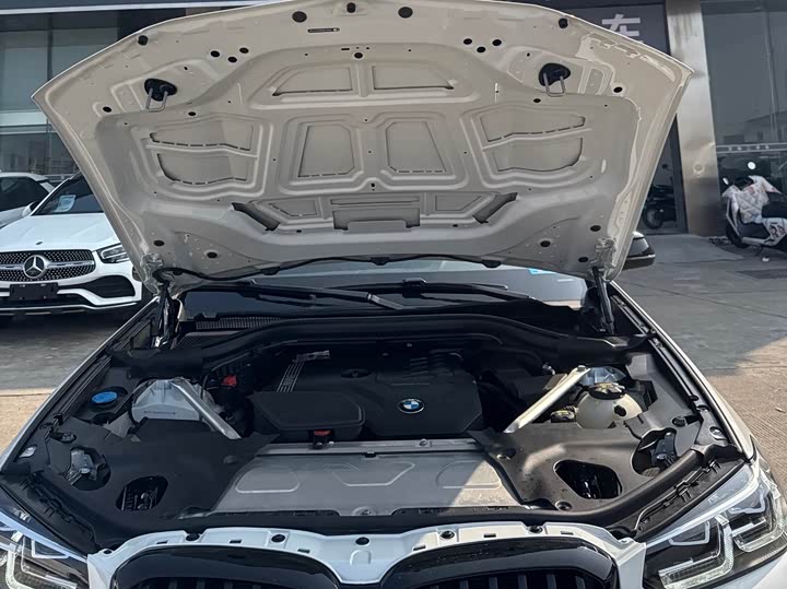 Фото 14 - BMW X3