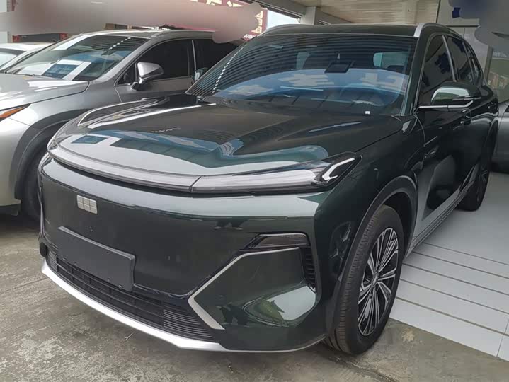 Фото 1 - Geely Galaxy Starship 7