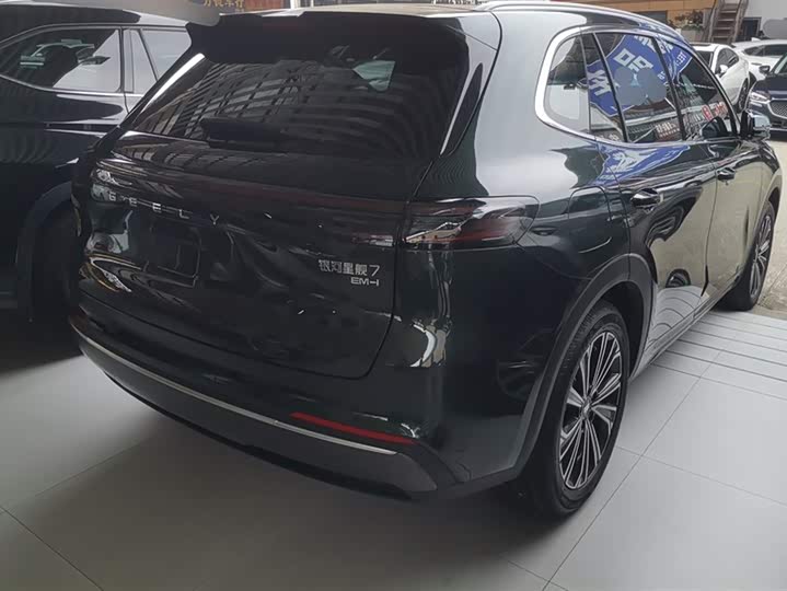 Фото 3 - Geely Galaxy Starship 7