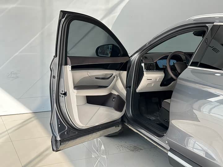 Фото 14 - BYD Song Plus Hybrid/EV