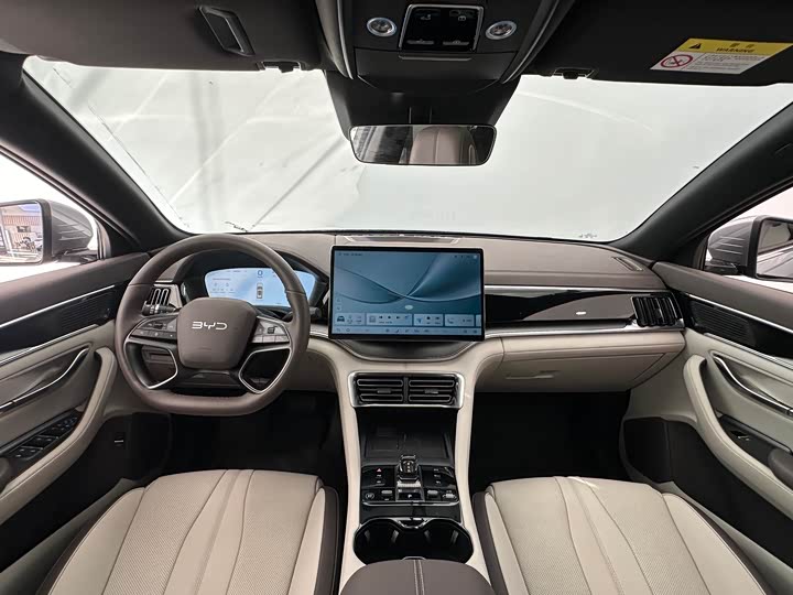 Фото 20 - BYD Song Plus Hybrid/EV