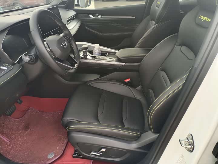 Фото 4 - Geely Preface