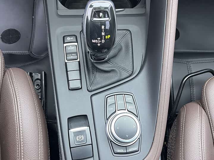 Фото 21 - BMW X1