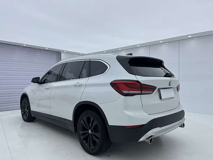 Фото 7 - BMW X1