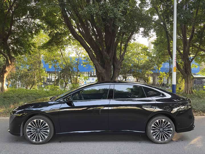 Фото 5 - Nissan N7