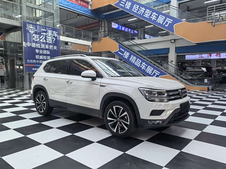 Фото 3 - Volkswagen Tharu