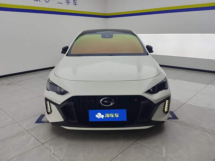 Фото 2 - GAC Trumpchi Empow R