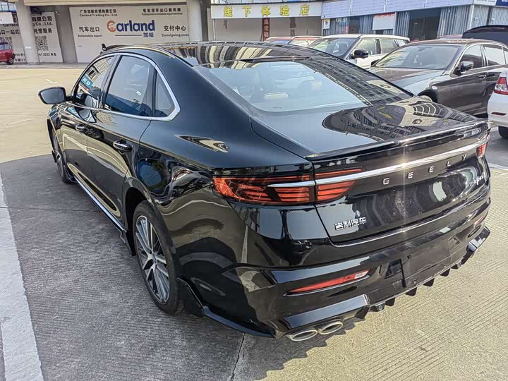 Фото 10 - Geely Preface