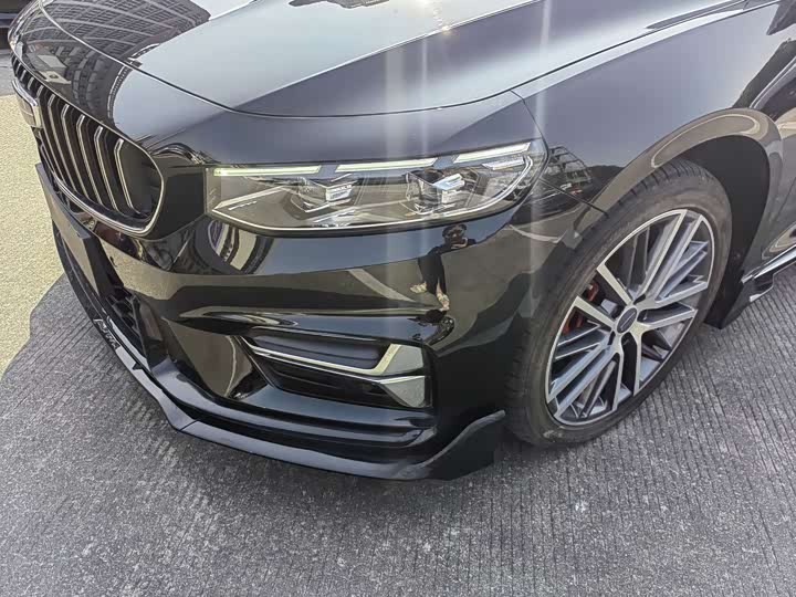 Фото 11 - Geely Preface