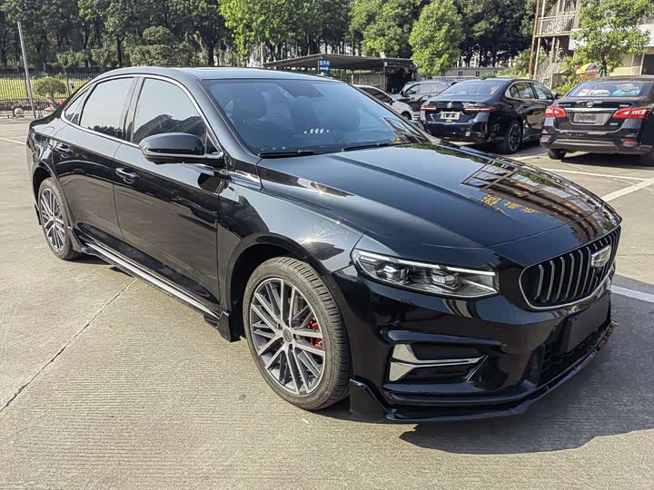 Фото 3 - Geely Preface