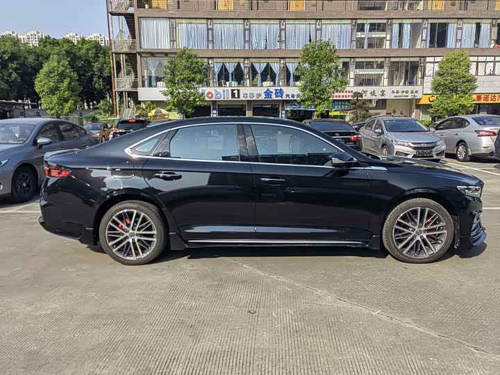 Фото 4 - Geely Preface