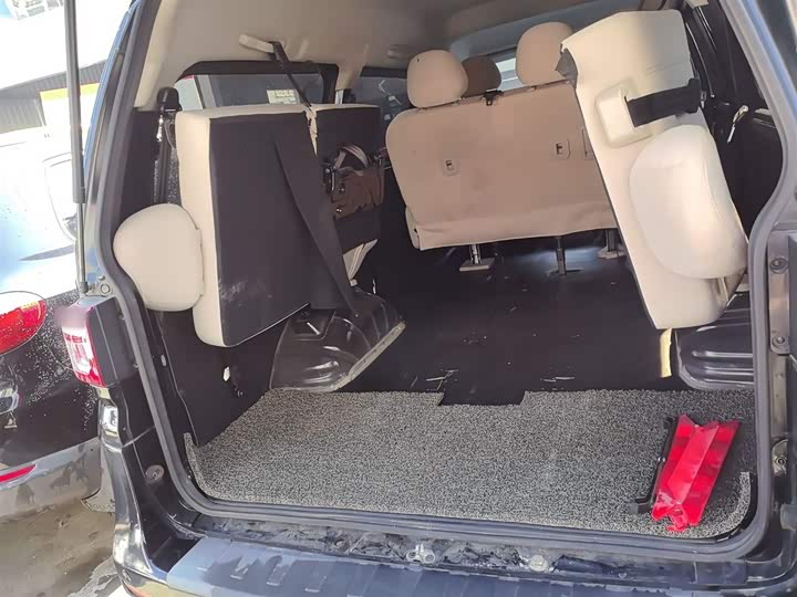 Фото 19 - Dongfeng Forthing Lingzhi M5