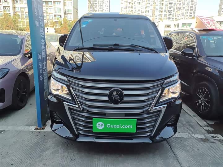Фото 3 - Dongfeng Forthing Lingzhi M5