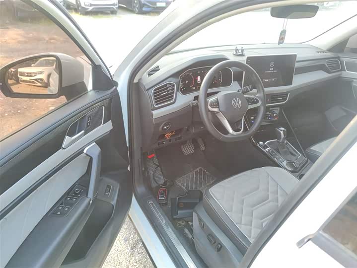 Фото 16 - Volkswagen Tayron