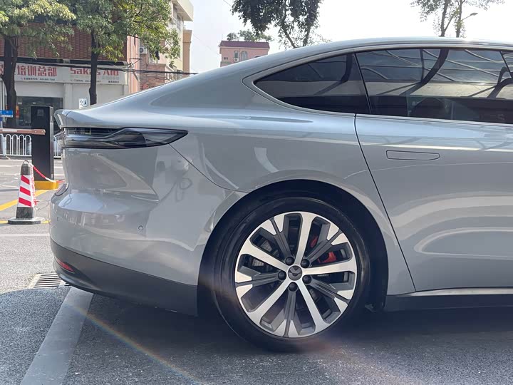 Фото 13 - Nio ET7