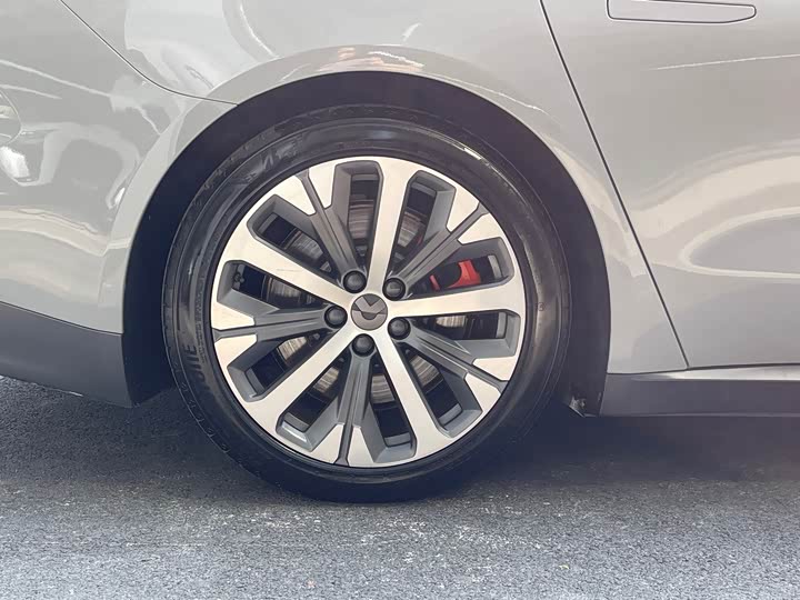 Фото 14 - Nio ET7