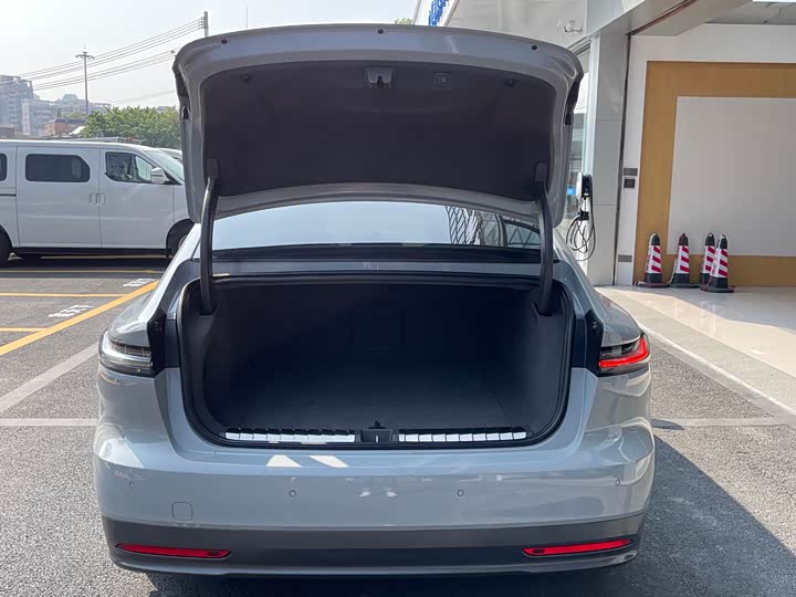 Фото 16 - Nio ET7