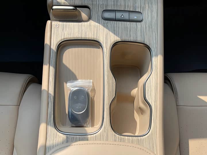 Фото 33 - Nio ET7