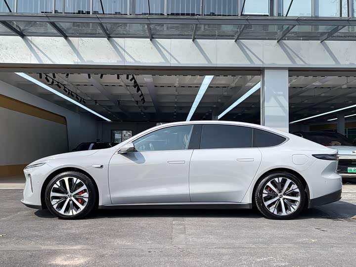 Фото 9 - Nio ET7