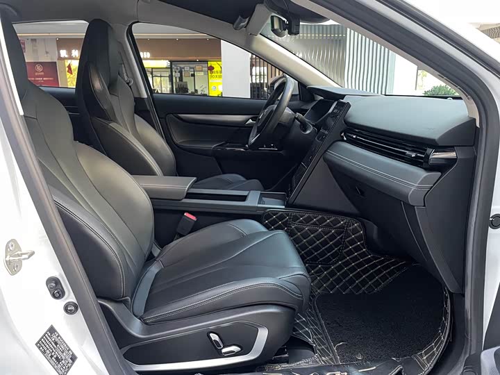 Фото 12 - XPeng G3