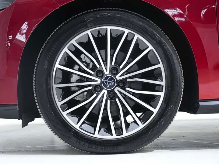 Фото 10 - BYD Han