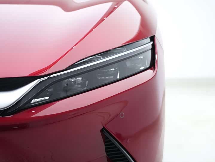 Фото 8 - BYD Han