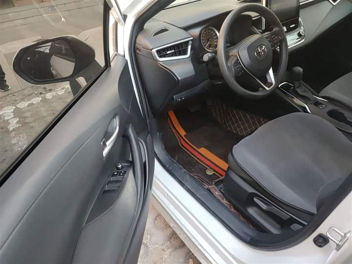 Фото 14 - Toyota Levin