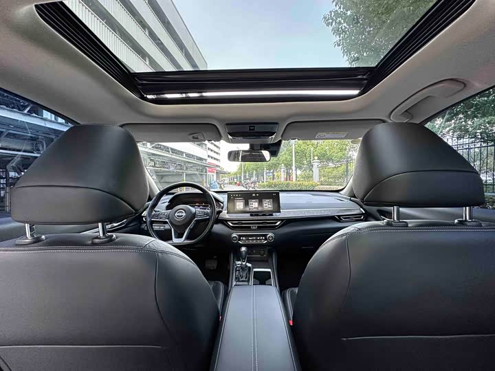 Фото 12 - Nissan Teana