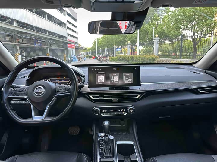 Фото 14 - Nissan Teana