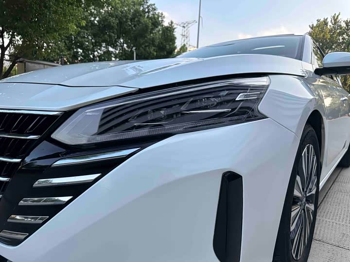 Фото 18 - Nissan Teana