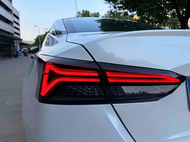 Фото 19 - Nissan Teana