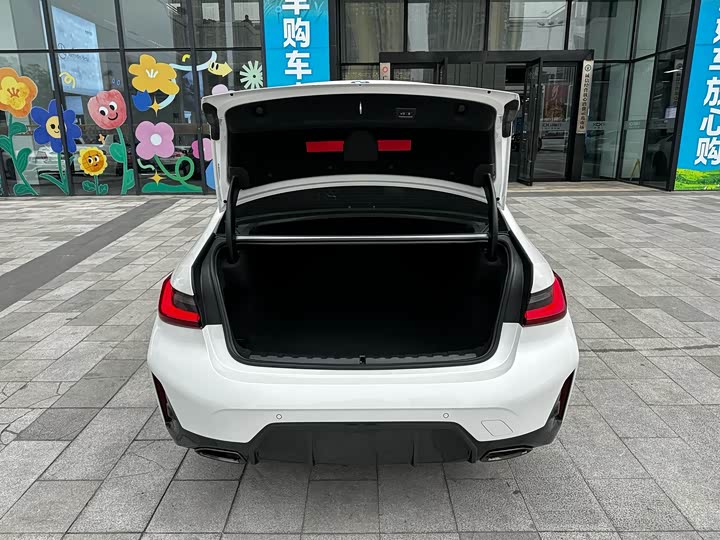 Фото 28 - BMW 3 Series