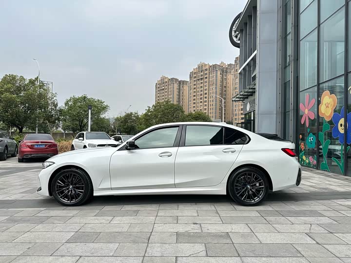 Фото 4 - BMW 3 Series