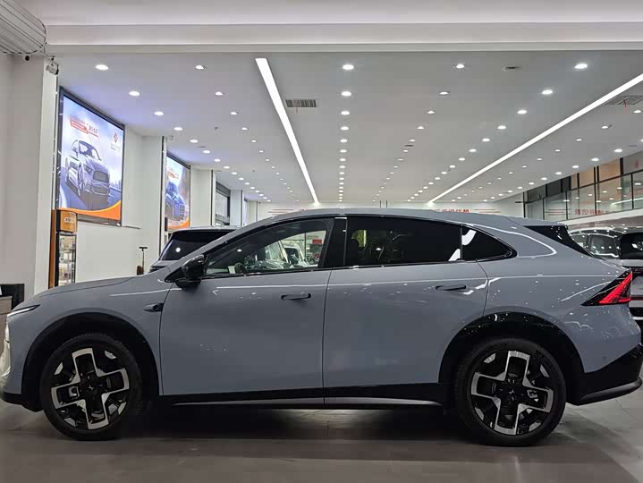 Фото 24 - XPeng G7