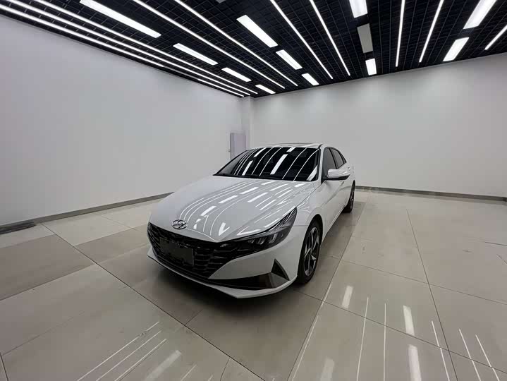 Фото 1 - Hyundai Elantra N line