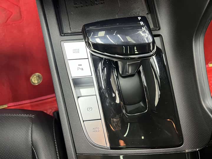 Фото 12 - Hyundai Elantra N line