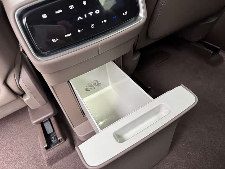 Фото 8 - Aito M9