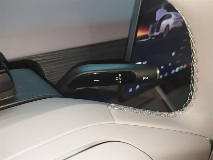 Фото 14 - Nio Onvo L60