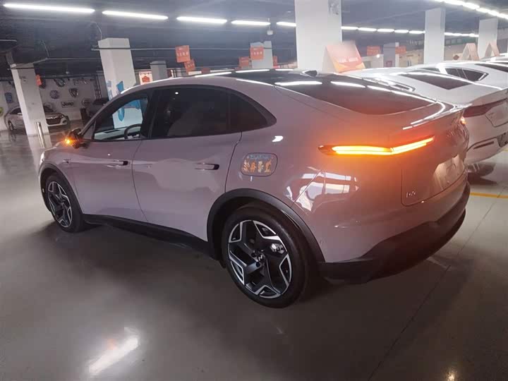 Фото 5 - Nio Onvo L60