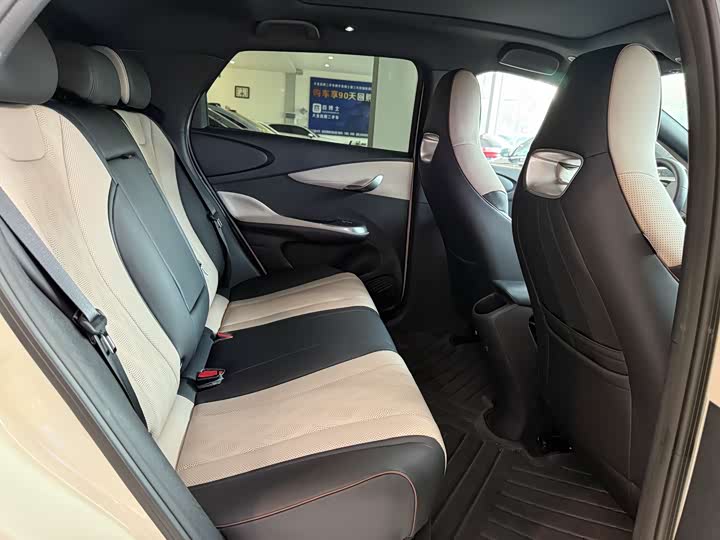 Фото 6 - BYD Dolphin