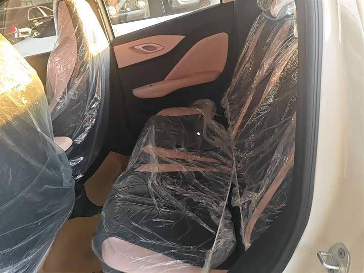 Фото 17 - BYD Seagull